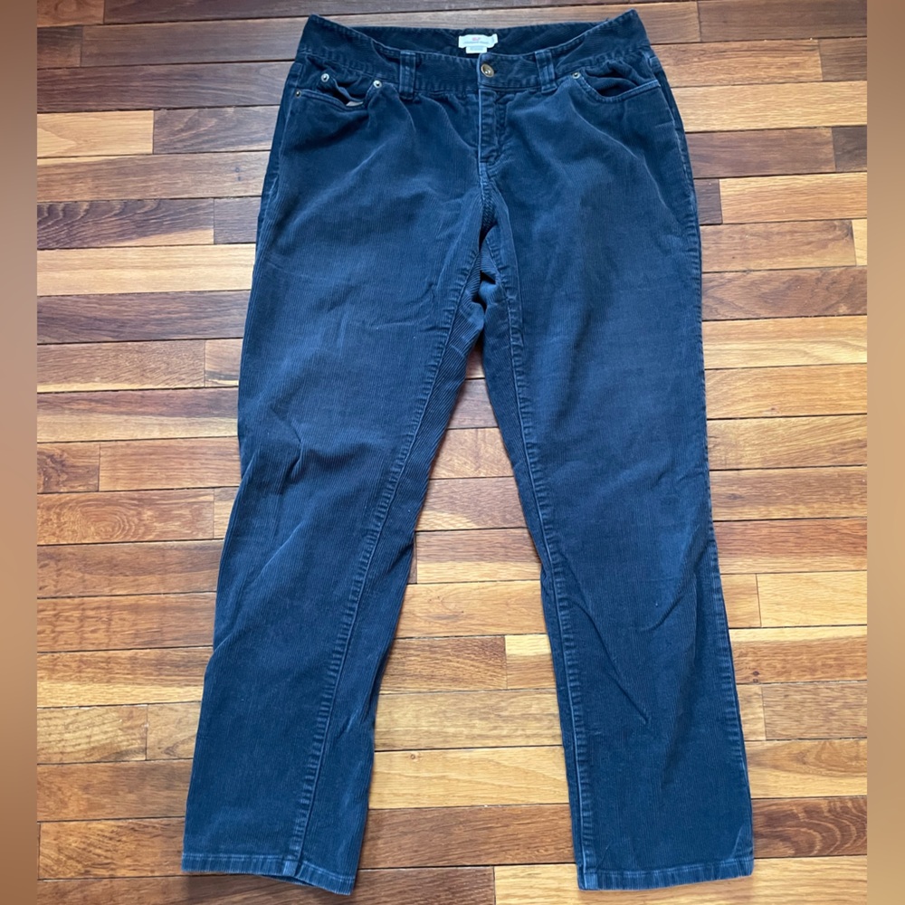 Dark Blue Vineyard Vine Men’s pants size 8